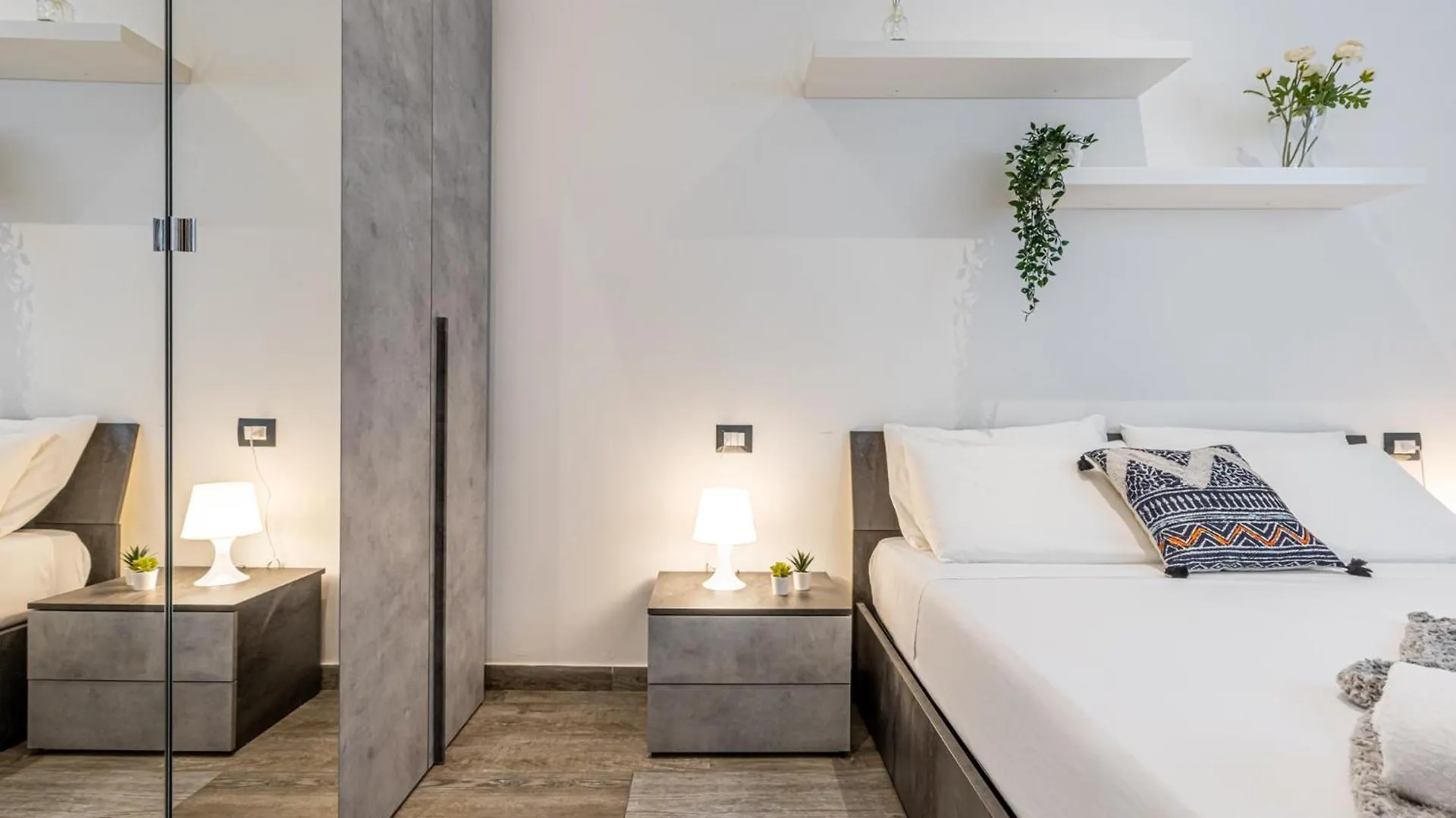 Apartment Santa Giulia Suite - 15Min Duomo-Linate Milan Italy